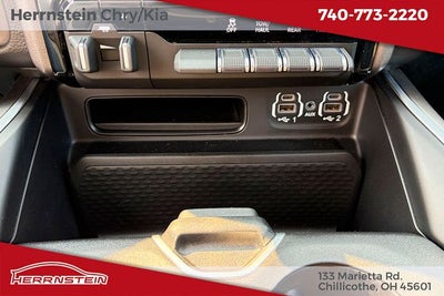 2023 RAM 1500 Big Horn Crew Cab 4x4 5'7' Box
