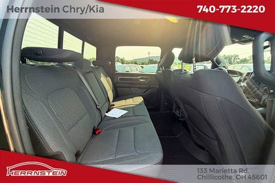 2023 RAM 1500 Big Horn Crew Cab 4x4 5'7' Box