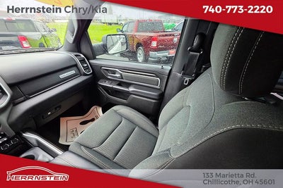 2022 RAM 1500 Big Horn Crew Cab 4x4 5'7' Box