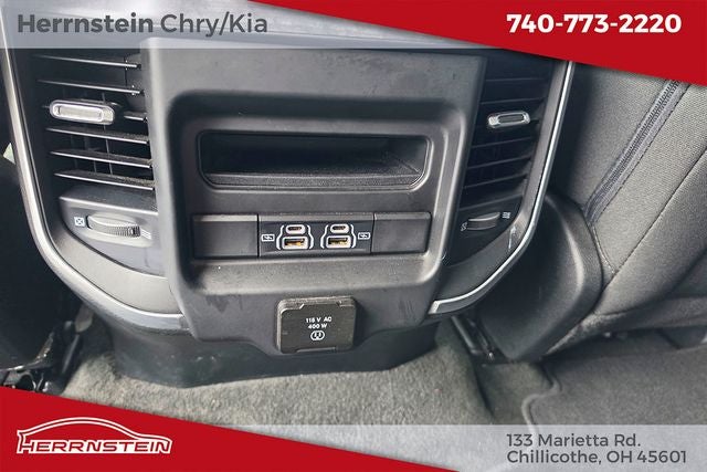 2022 RAM 1500 Big Horn Crew Cab 4x4 5'7' Box