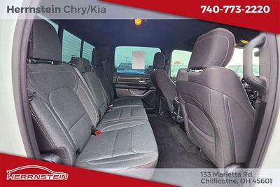 2022 RAM 1500 Big Horn Crew Cab 4x4 5'7' Box