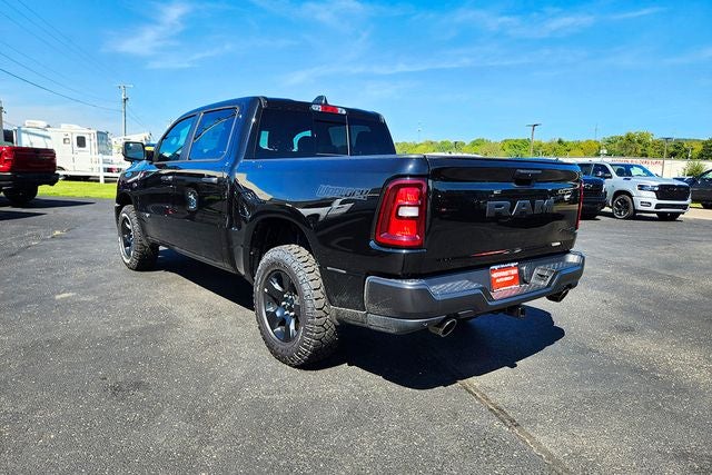 2027 RAM Ram 1500 Base