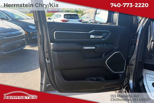 2023 RAM 1500 Laramie Crew Cab 4x4 5'7' Box