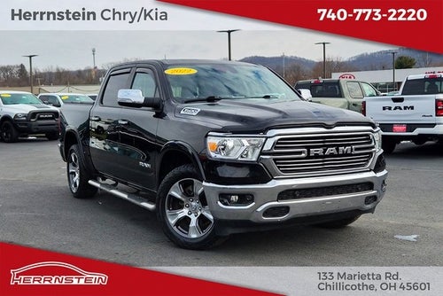 2022 RAM 1500 Laramie Crew Cab 4x4 5'7' Box