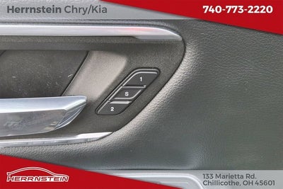 2022 RAM 1500 Laramie Crew Cab 4x4 5'7' Box