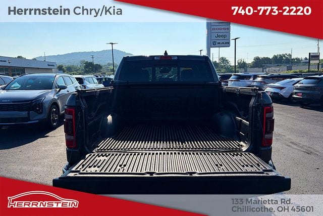 2023 RAM 1500 Laramie Crew Cab 4x4 5'7' Box