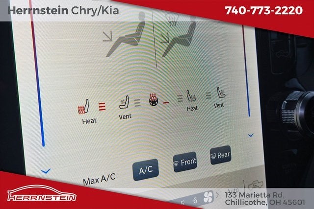 2023 RAM 1500 Laramie Crew Cab 4x4 5'7' Box