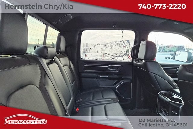 2023 RAM 1500 Laramie Crew Cab 4x4 5'7' Box