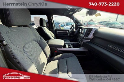 2023 RAM 1500 Big Horn Crew Cab 4x4 6'4' Box
