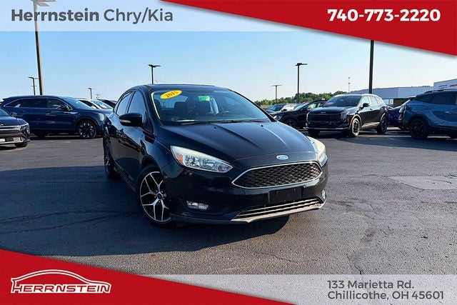 2015 Ford Focus Sedan SE's photo