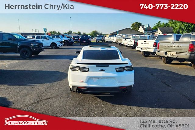 2022 Chevrolet Camaro RWD Coupe 1LT