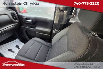 2023 Chevrolet Silverado 1500 4WD Crew Cab Short Bed Custom
