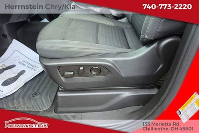 2023 Chevrolet Silverado 1500 4WD Crew Cab Short Bed Custom