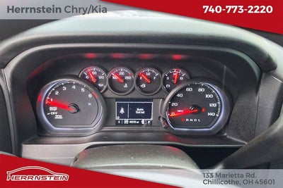 2023 Chevrolet Silverado 1500 4WD Crew Cab Short Bed Custom
