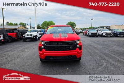 2023 Chevrolet Silverado 1500 4WD Crew Cab Short Bed Custom