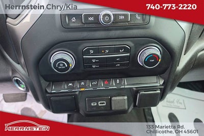 2023 Chevrolet Silverado 1500 4WD Crew Cab Short Bed Custom