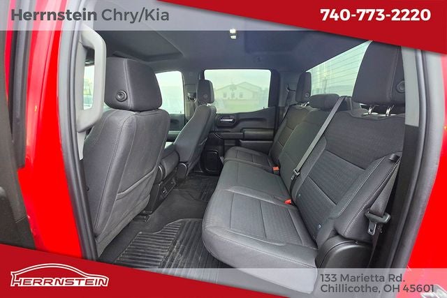 2023 Chevrolet Silverado 1500 4WD Crew Cab Short Bed Custom