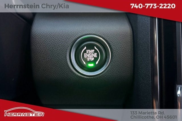 2025 GMC Acadia AWD AT4