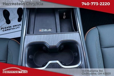 2025 GMC Acadia AWD AT4