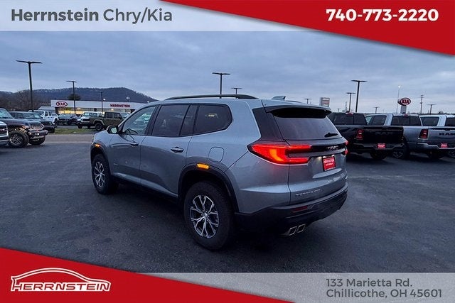 2025 GMC Acadia AWD AT4