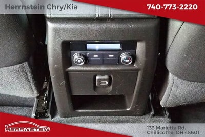 2022 Chevrolet Traverse AWD LT Cloth