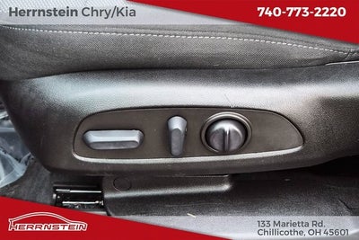 2022 Chevrolet Traverse AWD LT Cloth