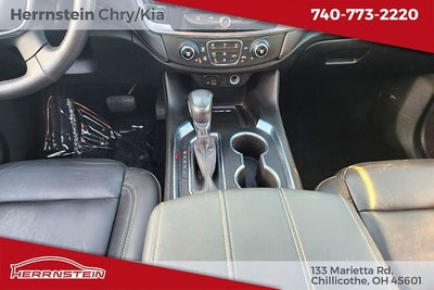 2022 Chevrolet Traverse AWD LT Leather