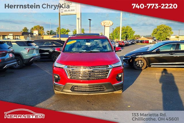 2022 Chevrolet Traverse AWD LT Leather
