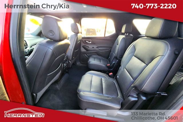 2022 Chevrolet Traverse AWD LT Leather