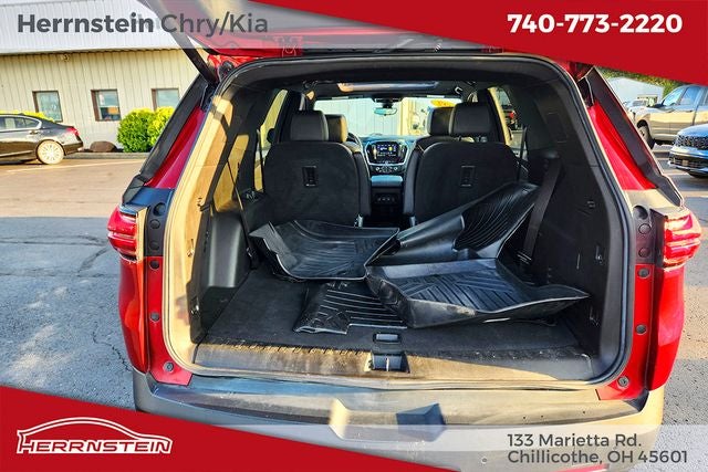 2022 Chevrolet Traverse AWD LT Leather