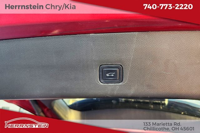 2022 Chevrolet Traverse AWD LT Leather
