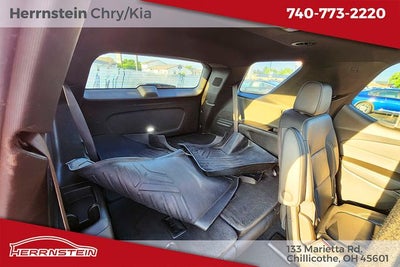 2022 Chevrolet Traverse AWD LT Leather