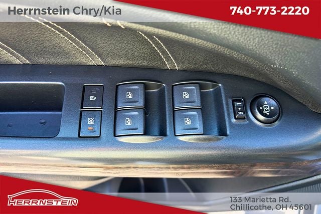 2022 GMC Canyon 4WD Crew Cab Short Box Denali