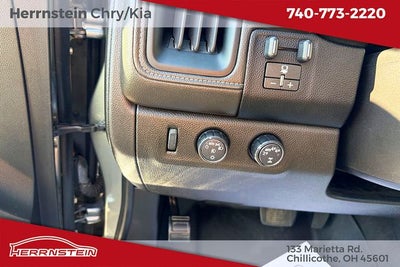 2022 GMC Canyon 4WD Crew Cab Short Box Denali