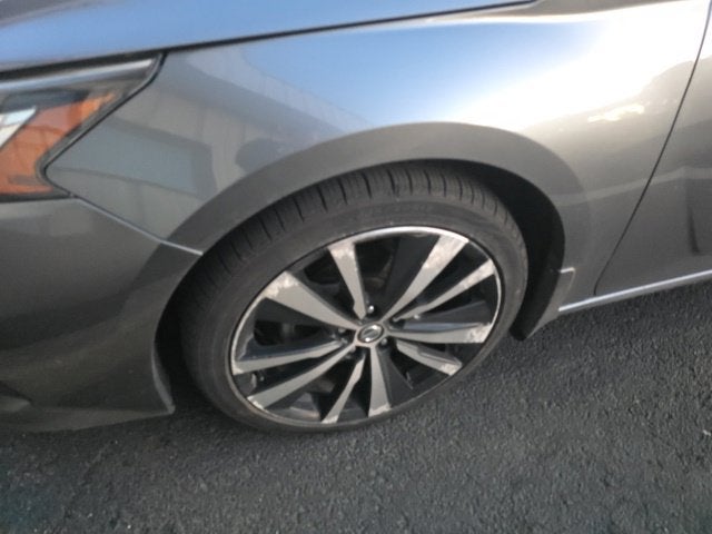 Used 2019 Nissan Altima SR with VIN 1N4BL4CV1KC133775 for sale in Chillicothe, OH