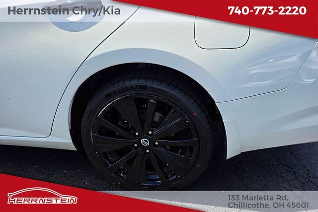 2022 Nissan Altima SR Intelligent AWD