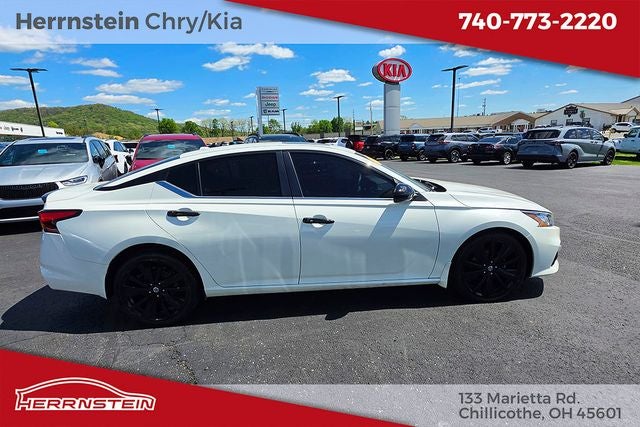 2022 Nissan Altima SR Intelligent AWD