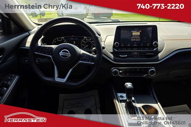 2022 Nissan Altima SR Intelligent AWD