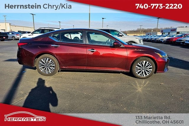 2023 Nissan Altima SV FWD