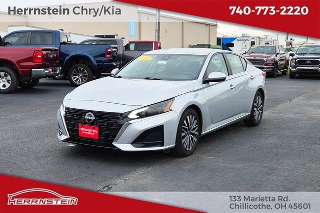 2023 Nissan Altima SV FWD