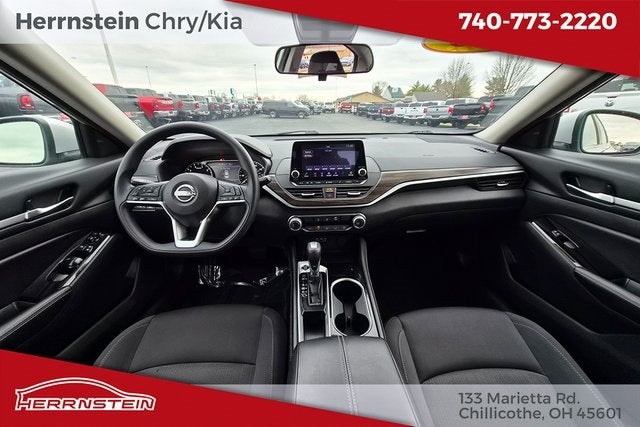 2023 Nissan Altima SV FWD