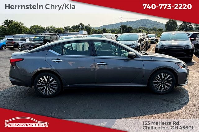 2024 Nissan Altima SV FWD