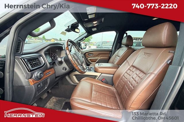 2021 Nissan TITAN Crew Cab Platinum Reserve 4x4
