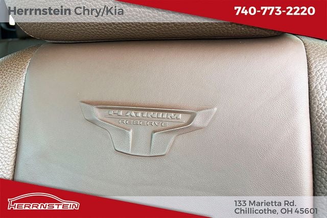 2021 Nissan TITAN Crew Cab Platinum Reserve 4x4