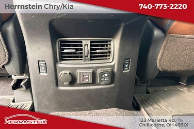 2021 Nissan TITAN Crew Cab Platinum Reserve 4x4