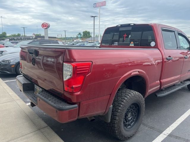 2018 Nissan TITAN XD PRO-4X Gas