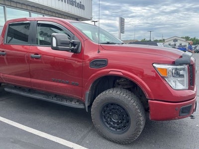 2018 Nissan TITAN XD PRO-4X Gas