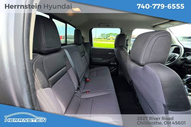 2023 Nissan Frontier Crew Cab SV 4x4