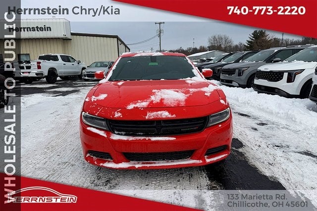 Used 2019 Dodge Charger SXT with VIN 2C3CDXBG9KH652980 for sale in Chillicothe, OH