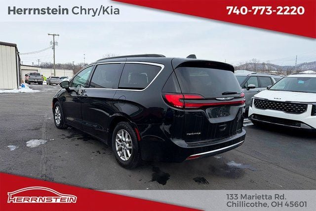 2022 Chrysler Pacifica Touring L